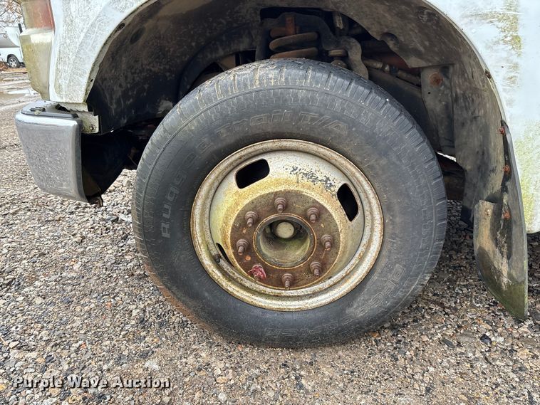 image for item EV3340 2008 Ford F350 XL Super Duty utility bed pickup truck