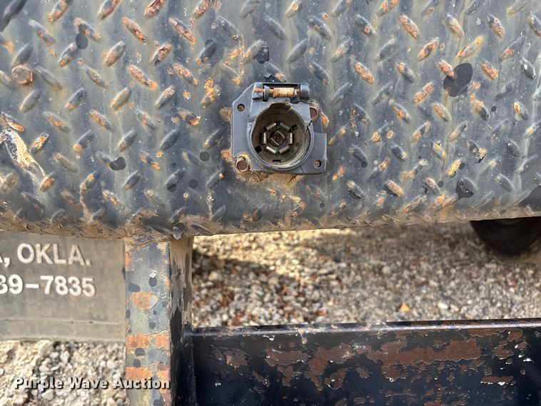 image for item EV3341 2006 Dodge Ram 3500 Quad Cab flatbed pickup truck