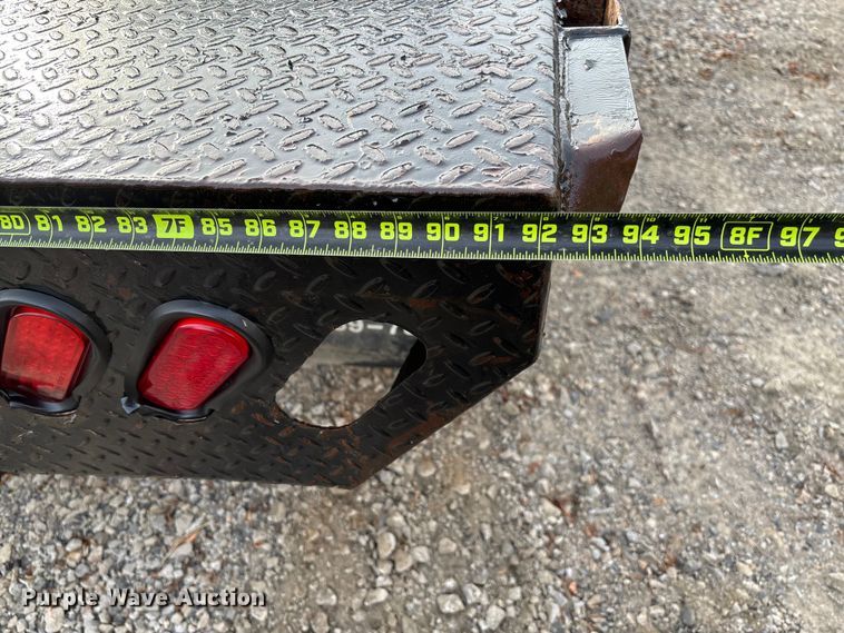 image for item EV3341 2006 Dodge Ram 3500 Quad Cab flatbed pickup truck