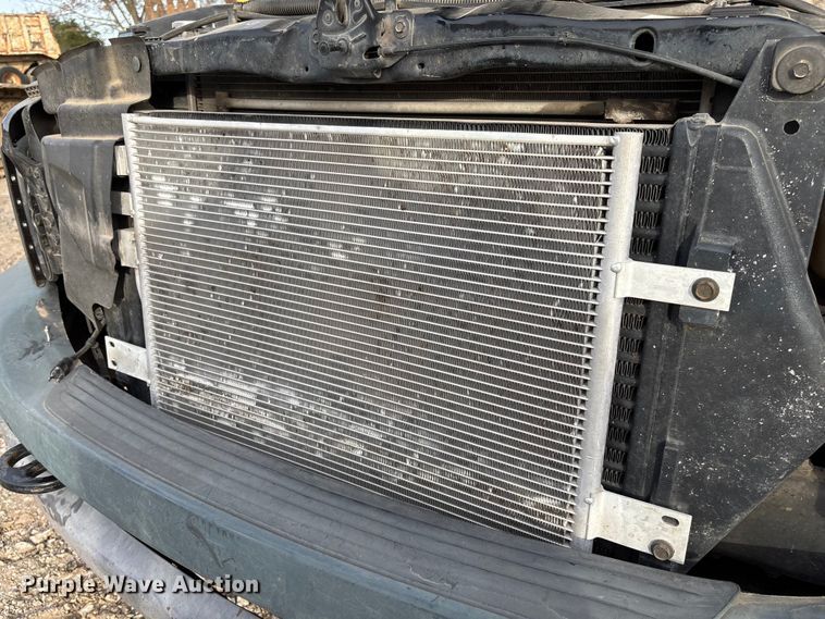 image for item EV3341 2006 Dodge Ram 3500 Quad Cab flatbed pickup truck