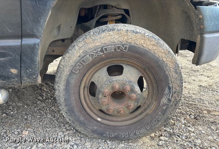 image for item EV3341 2006 Dodge Ram 3500 Quad Cab flatbed pickup truck