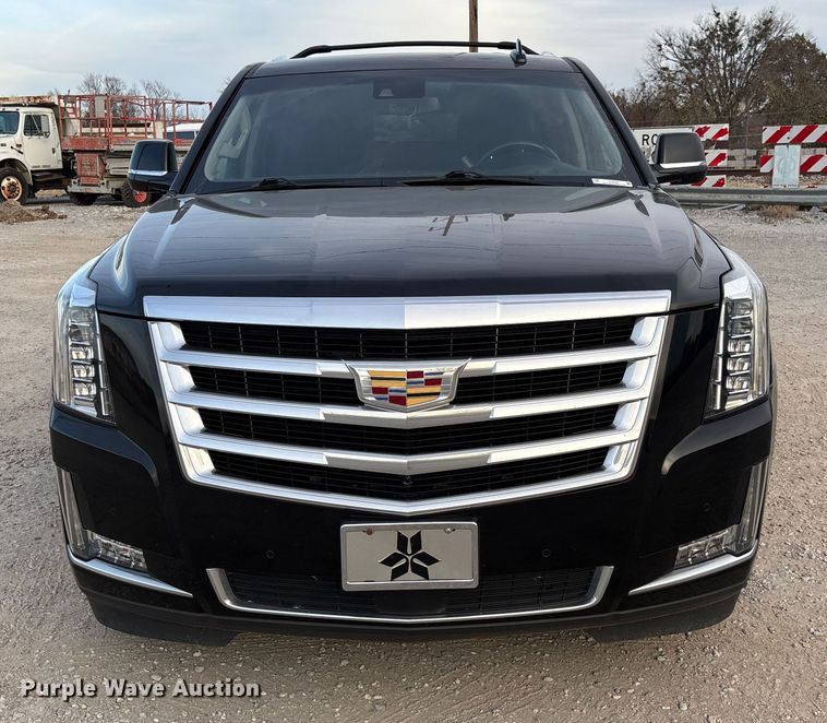image for item EV3342 2020 Cadillac Escalade ESV SUV