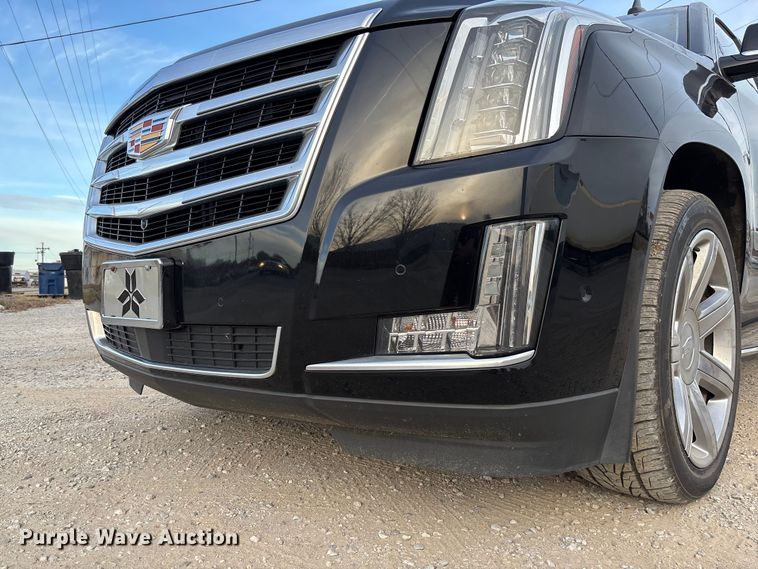 image for item EV3342 2020 Cadillac Escalade ESV SUV