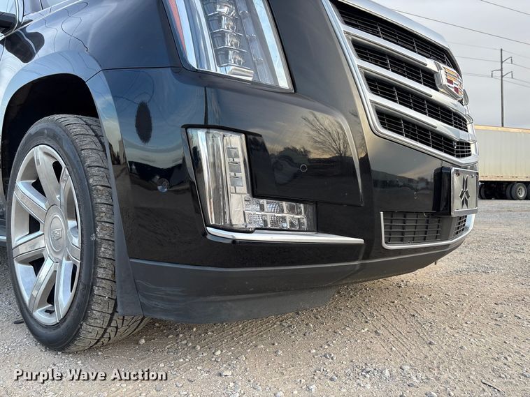 image for item EV3342 2020 Cadillac Escalade ESV SUV