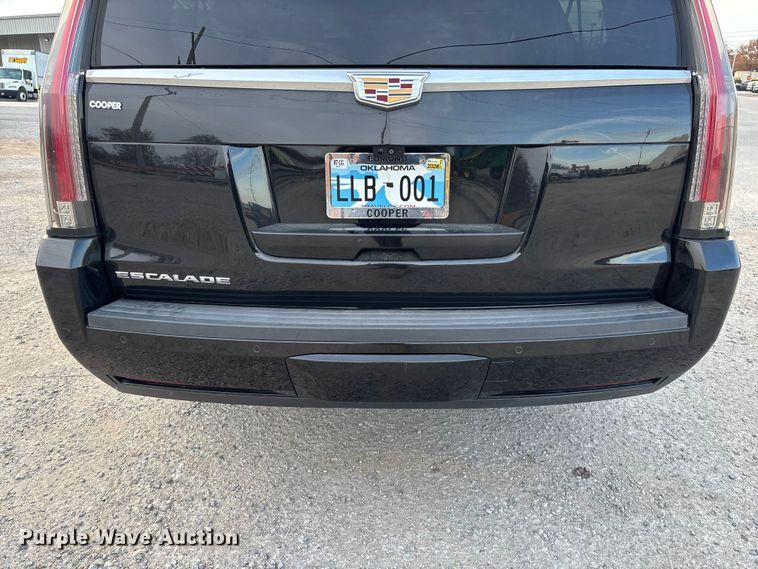 image for item EV3342 2020 Cadillac Escalade ESV SUV