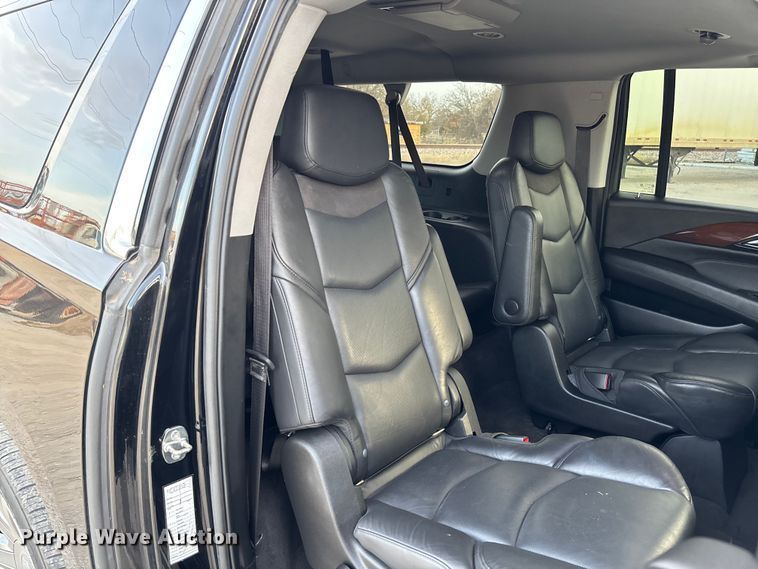 image for item EV3342 2020 Cadillac Escalade ESV SUV