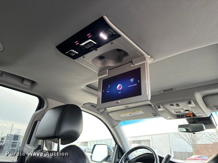 image for item EV3342 2020 Cadillac Escalade ESV SUV