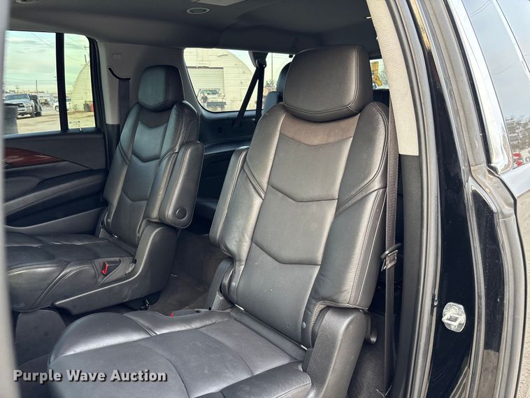 image for item EV3342 2020 Cadillac Escalade ESV SUV