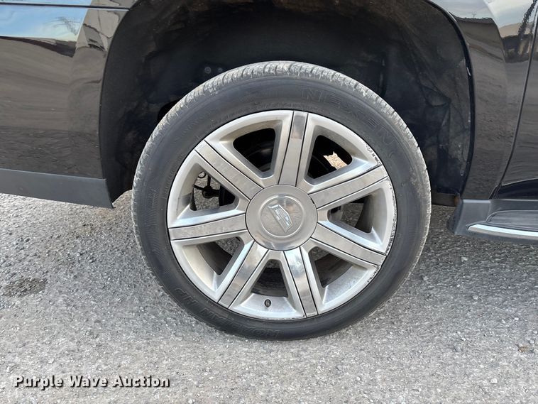 image for item EV3342 2020 Cadillac Escalade ESV SUV