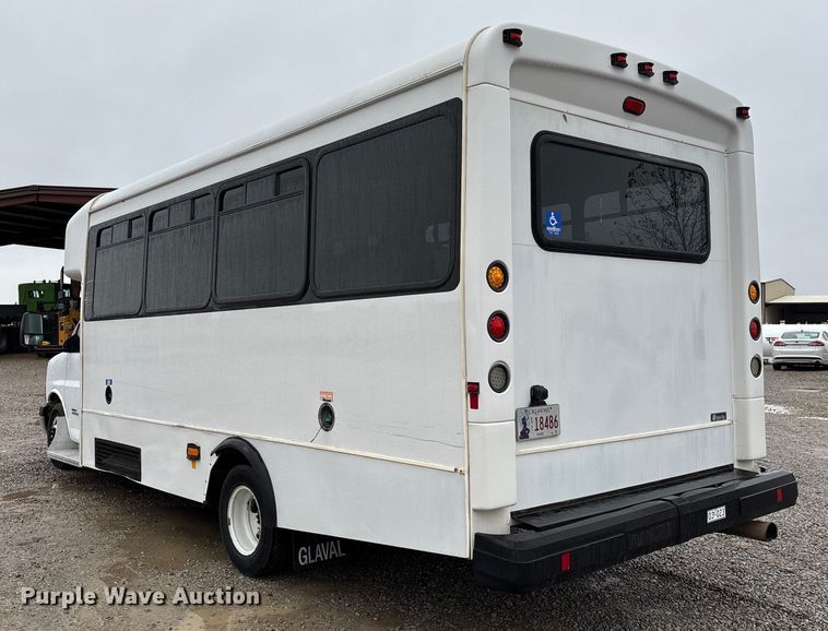 image for item EV3361 2014 Chevrolet 4500 Express shuttle bus