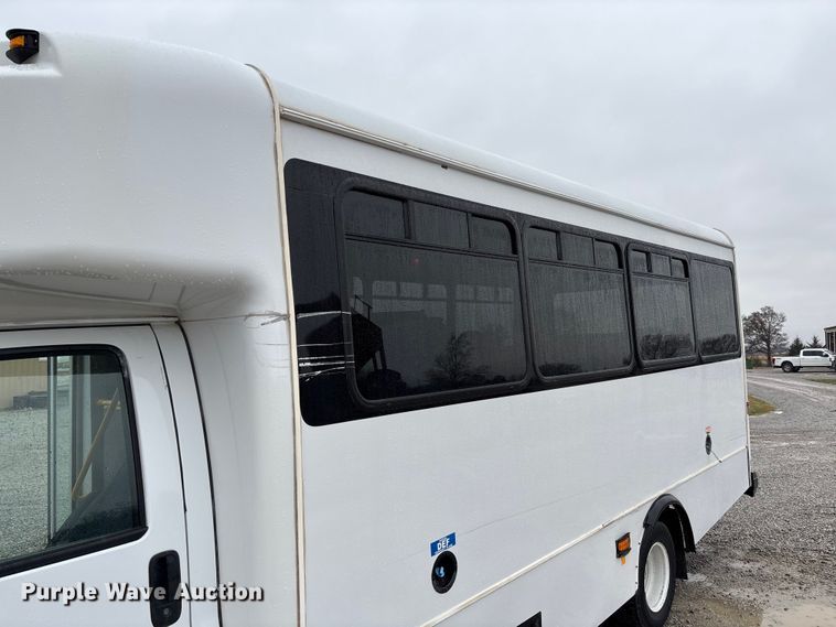 image for item EV3361 2014 Chevrolet 4500 Express shuttle bus
