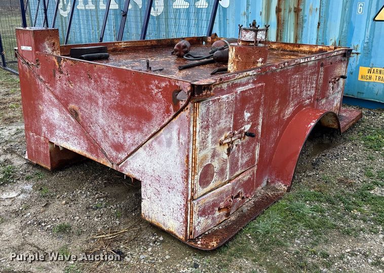 image for item EV3371 Pickup truck utility bed