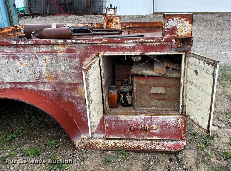 image for item EV3371 Pickup truck utility bed