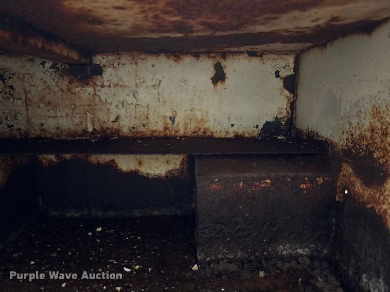 image for item EV3371 Pickup truck utility bed