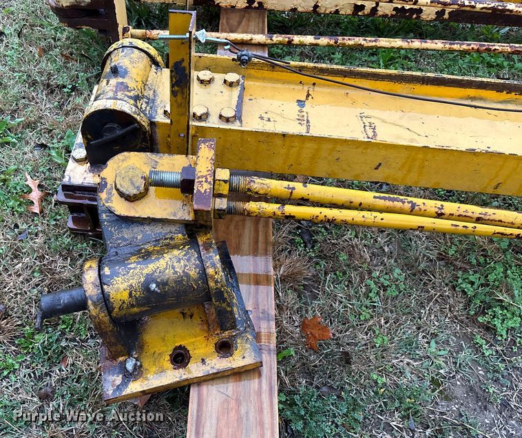 image for item EV3376 (3) overhead cranes