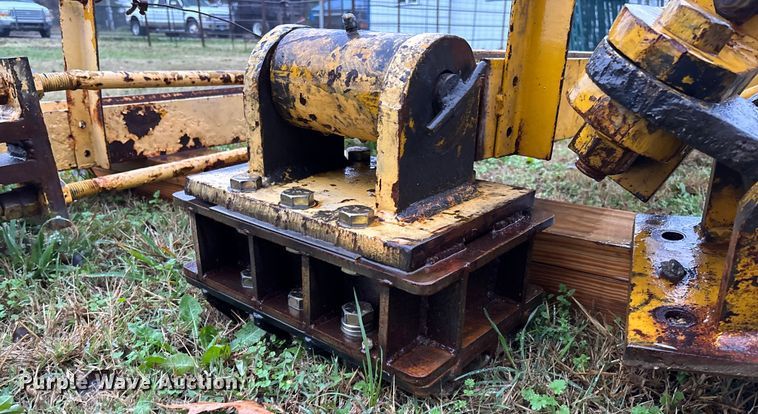 image for item EV3376 (3) overhead cranes