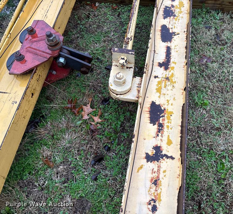 image for item EV3376 (3) overhead cranes