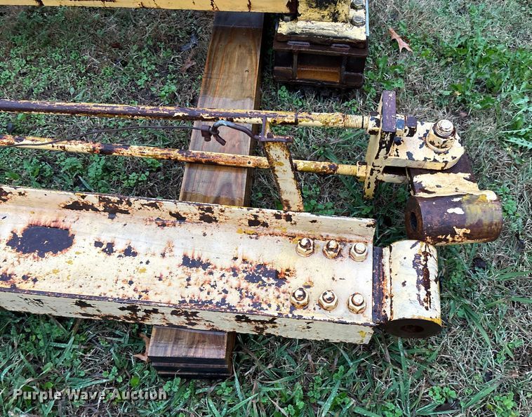 image for item EV3376 (3) overhead cranes