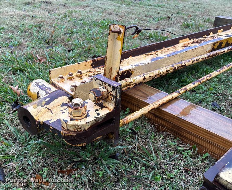 image for item EV3376 (3) overhead cranes