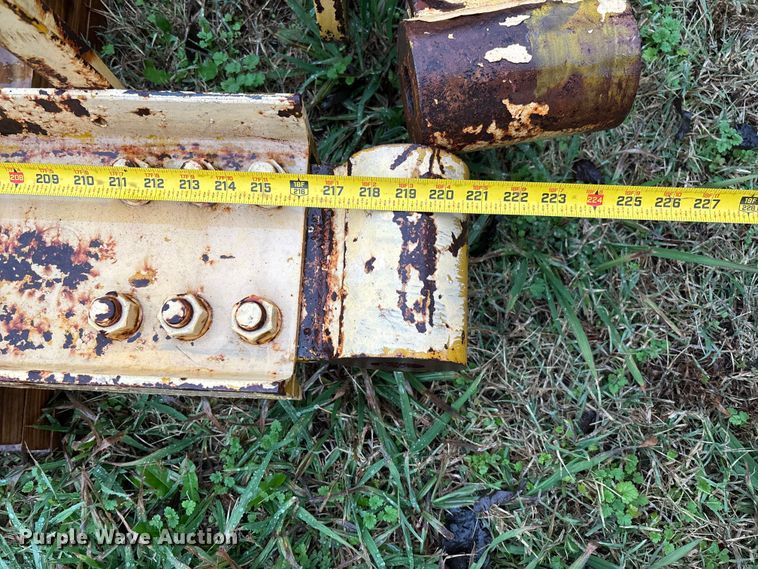 image for item EV3376 (3) overhead cranes