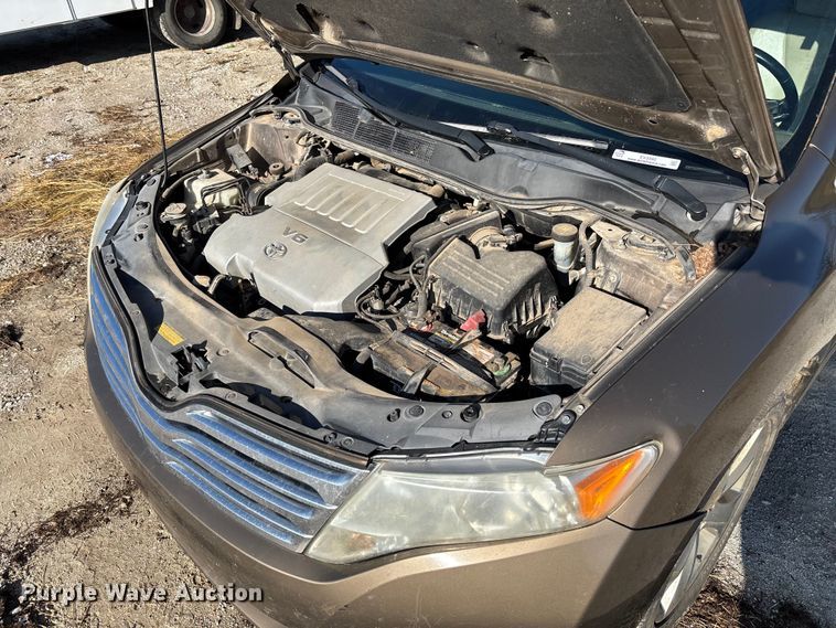 image for item EV3392 2009 Toyota Venza van