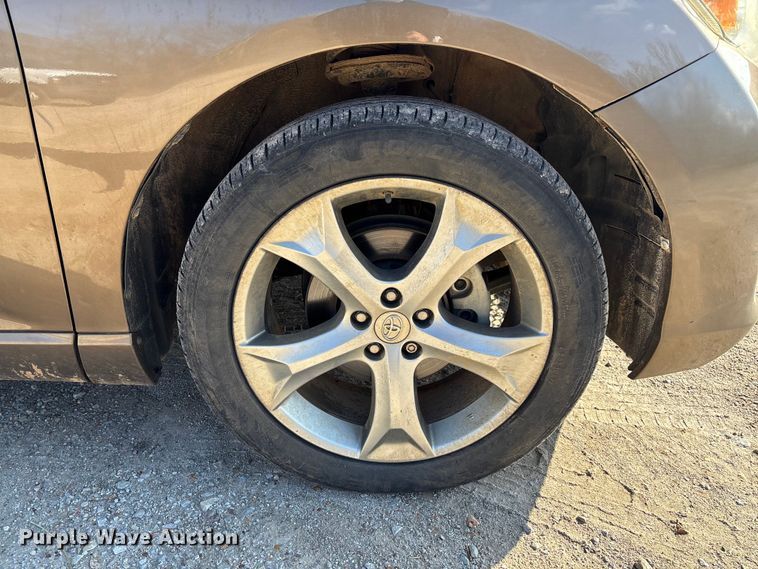 image for item EV3392 2009 Toyota Venza van