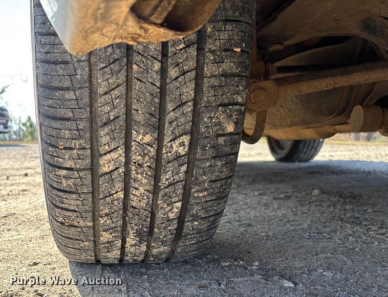 image for item EV3392 2009 Toyota Venza van