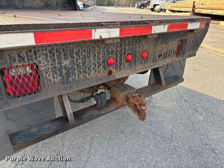 image for item EV3459 2004 Dodge Ram 2500 flatbed pickup truck