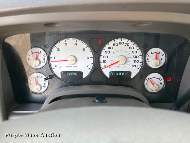 image for item EV3459 2004 Dodge Ram 2500 flatbed pickup truck