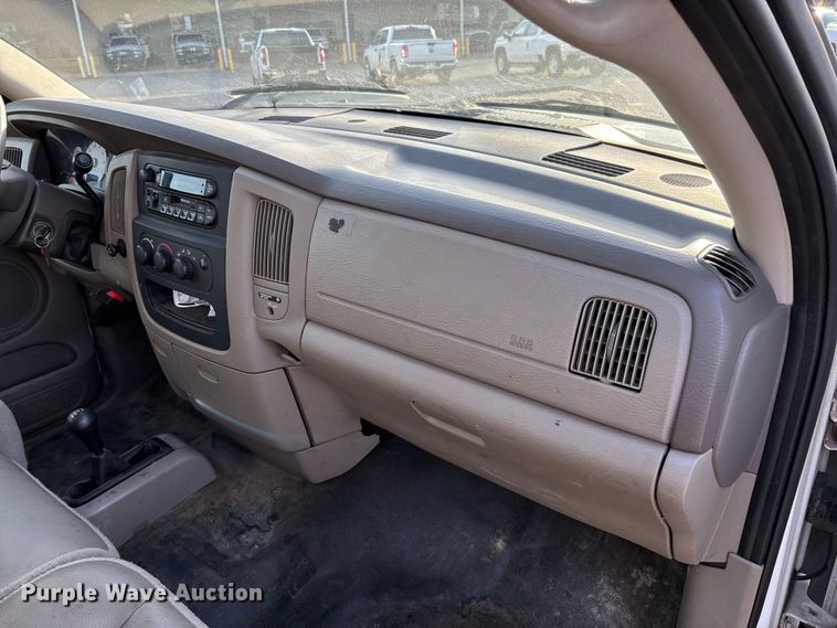 image for item EV3459 2004 Dodge Ram 2500 flatbed pickup truck