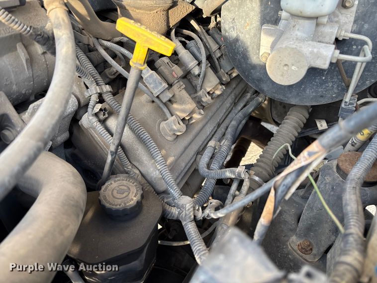 image for item EV3459 2004 Dodge Ram 2500 flatbed pickup truck