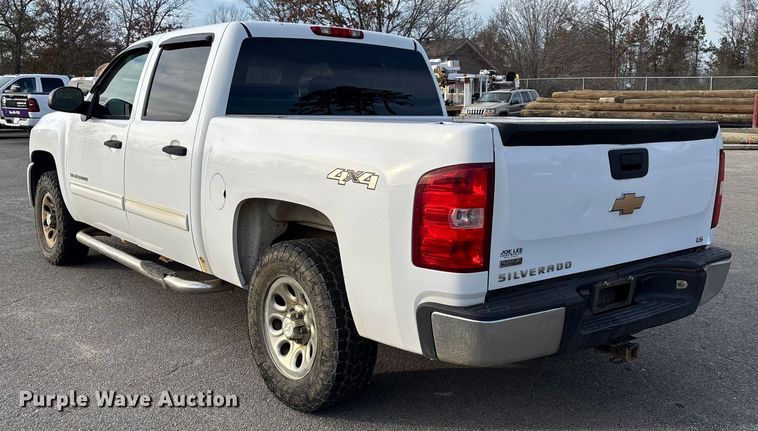 image for item EV3461 2011 Chevrolet Silverado 1500 Crew Cab pickup truck