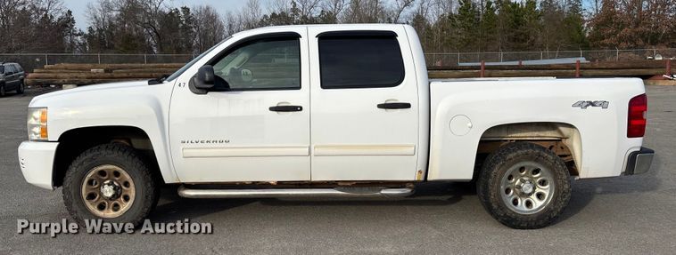 image for item EV3461 2011 Chevrolet Silverado 1500 Crew Cab pickup truck
