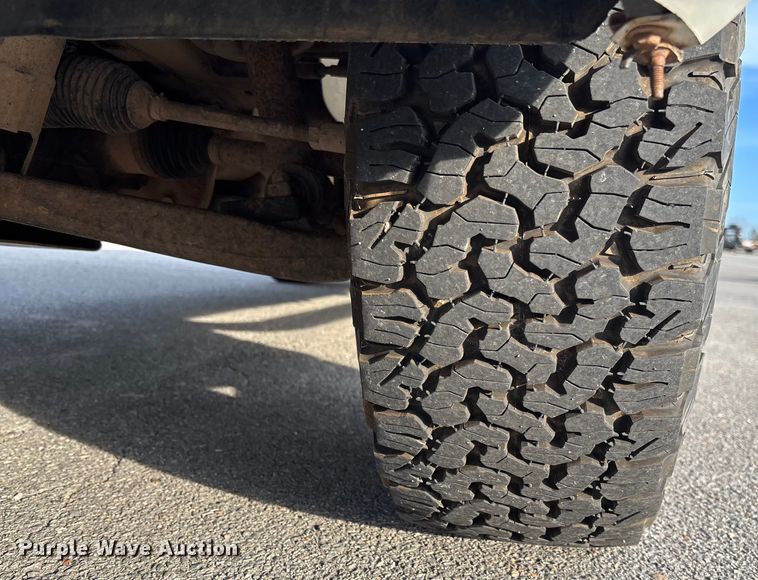 image for item EV3461 2011 Chevrolet Silverado 1500 Crew Cab pickup truck