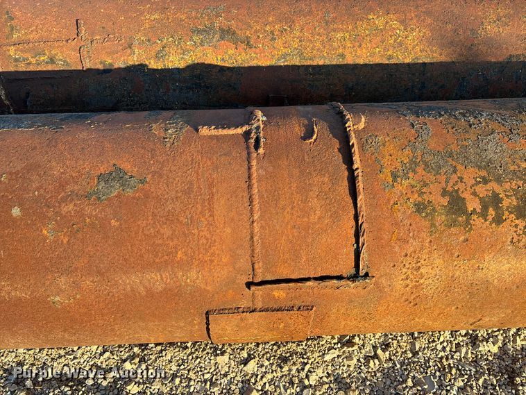 image for item EV3472 (2) steel pipe