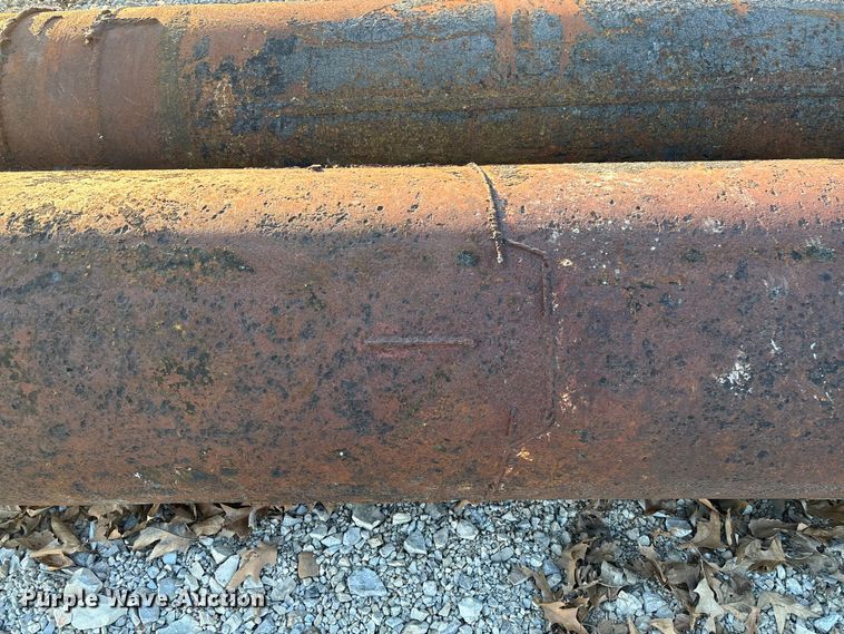 image for item EV3472 (2) steel pipe