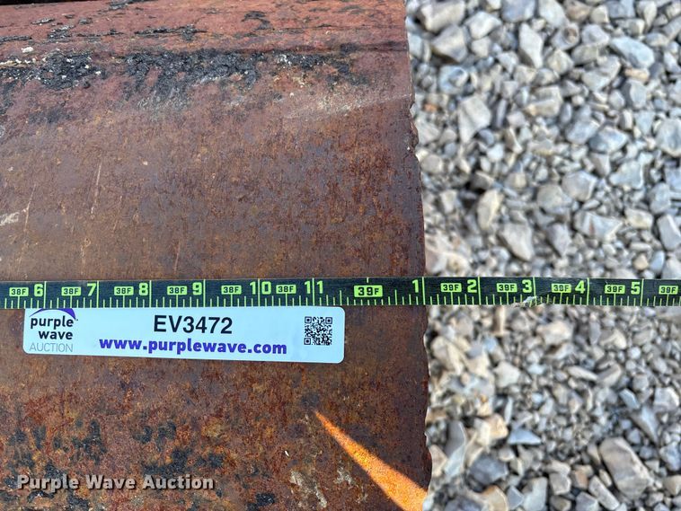 image for item EV3472 (2) steel pipe