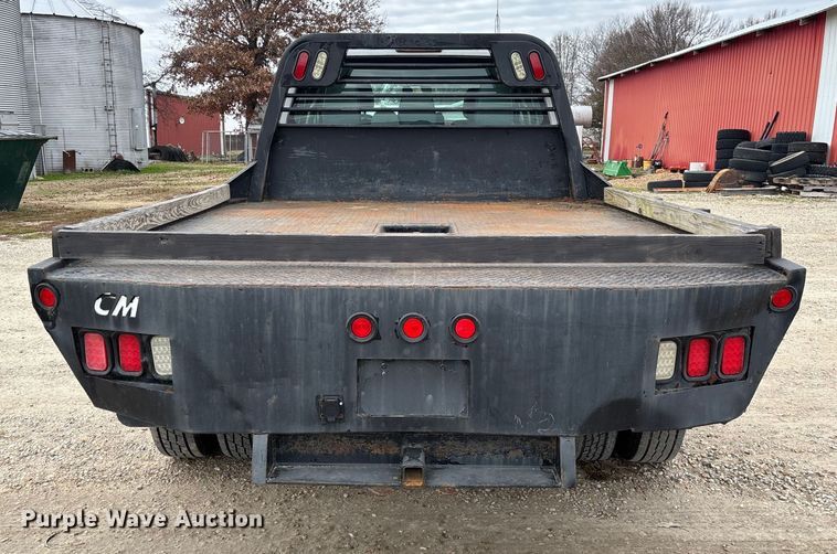 image for item EV3475 2013 Ford F350 Super Duty Crew Cab flatbed pickup truck