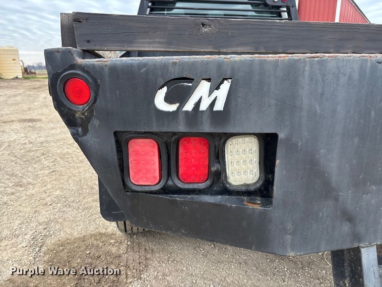 image for item EV3475 2013 Ford F350 Super Duty Crew Cab flatbed pickup truck