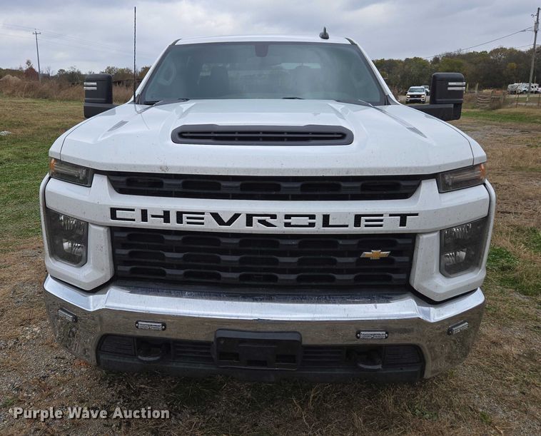 image for item EV4397 2022 Chevrolet Silverado 2500HD Crew Cab pickup truck