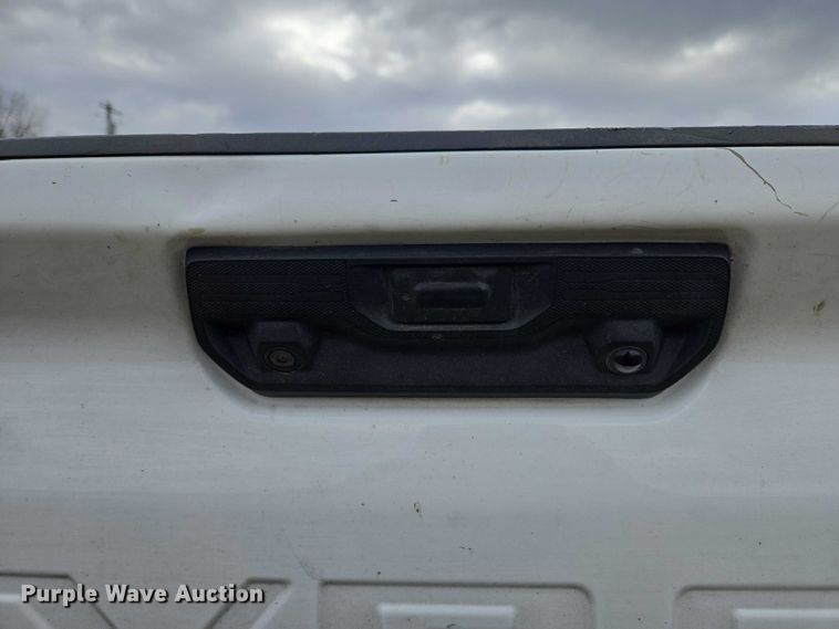 image for item EV4397 2022 Chevrolet Silverado 2500HD Crew Cab pickup truck