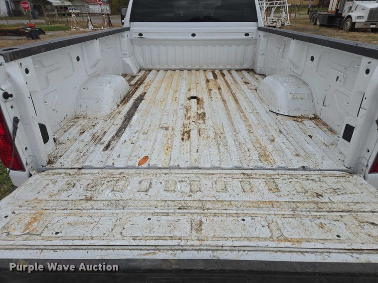 image for item EV4397 2022 Chevrolet Silverado 2500HD Crew Cab pickup truck