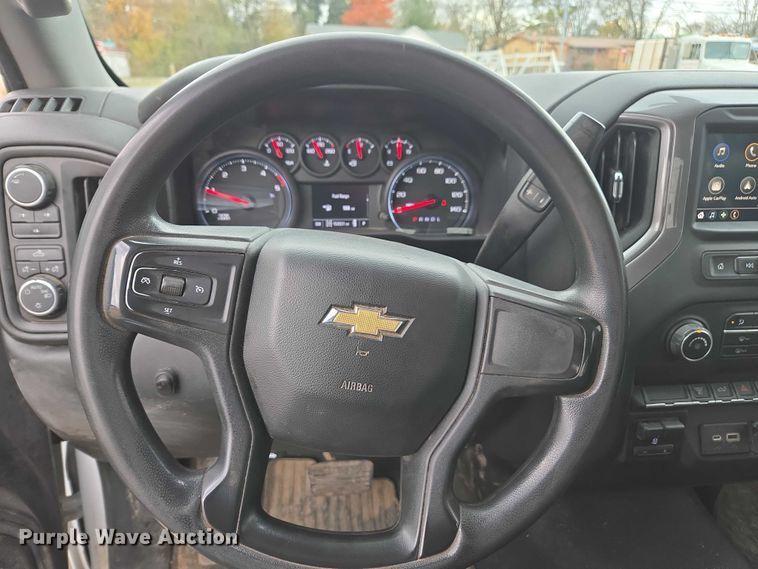 image for item EV4397 2022 Chevrolet Silverado 2500HD Crew Cab pickup truck