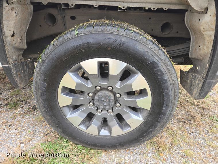 image for item EV4397 2022 Chevrolet Silverado 2500HD Crew Cab pickup truck