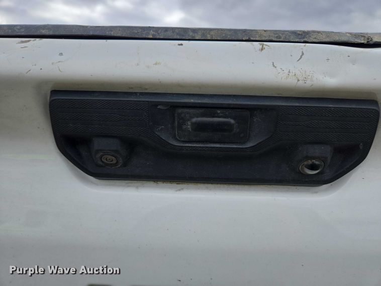 image for item EV4398 2022 Chevrolet Silverado 2500HD Crew Cab pickup truck