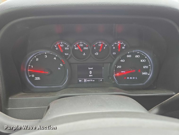 image for item EV4398 2022 Chevrolet Silverado 2500HD Crew Cab pickup truck