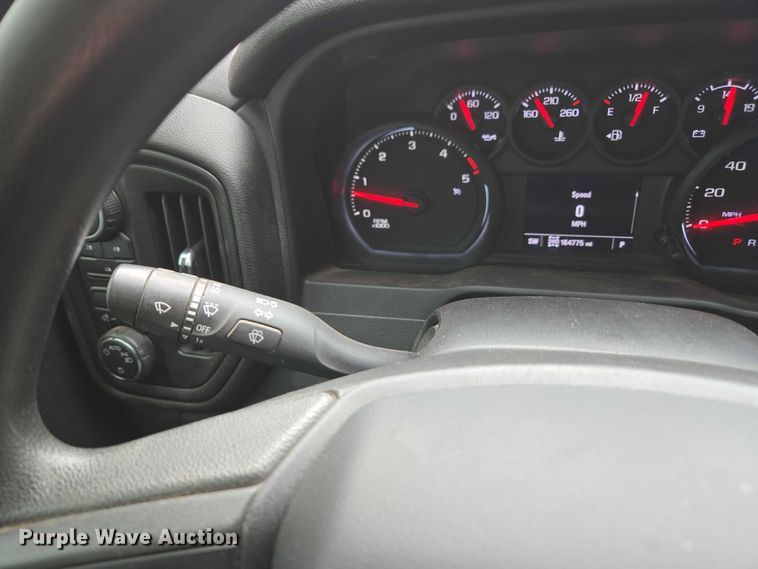 image for item EV4398 2022 Chevrolet Silverado 2500HD Crew Cab pickup truck