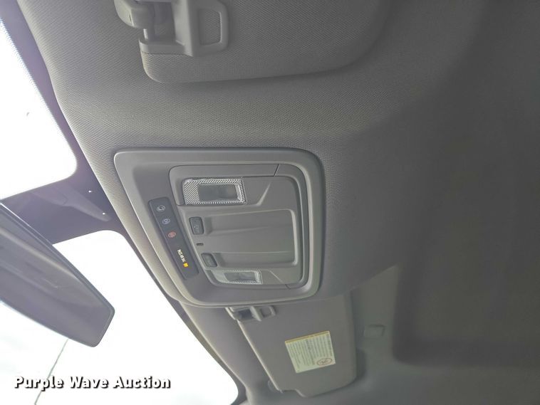 image for item EV4398 2022 Chevrolet Silverado 2500HD Crew Cab pickup truck