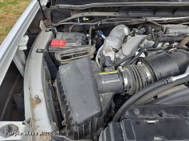 image for item EV4398 2022 Chevrolet Silverado 2500HD Crew Cab pickup truck