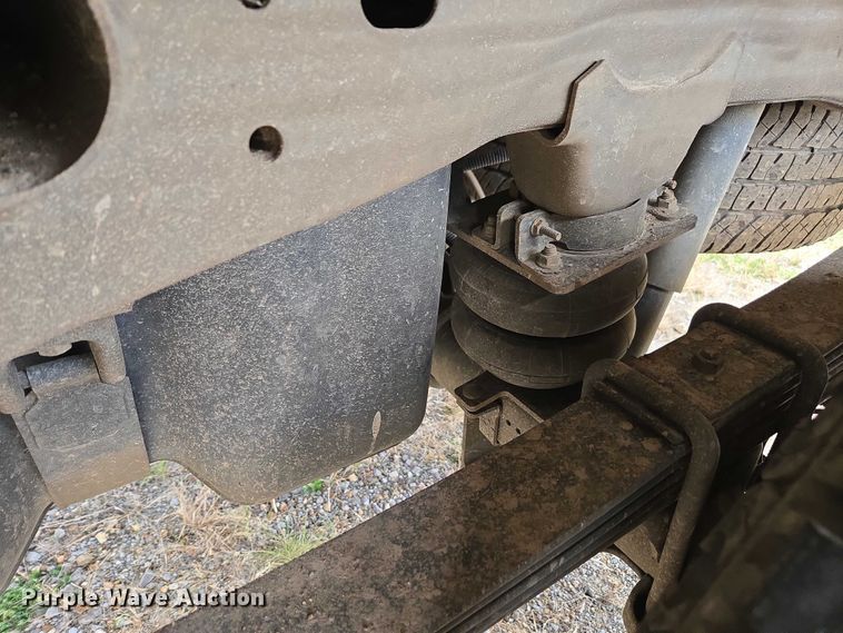 image for item EV4398 2022 Chevrolet Silverado 2500HD Crew Cab pickup truck